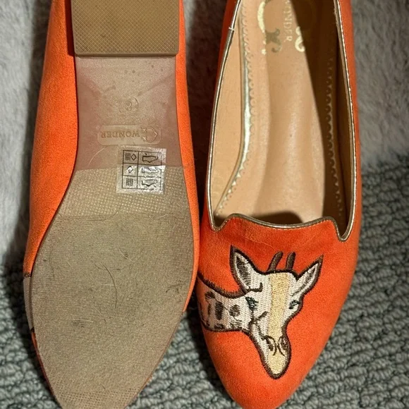 Stylish Orange Giraffe Print Women's Loafers - Picture 2 of 3